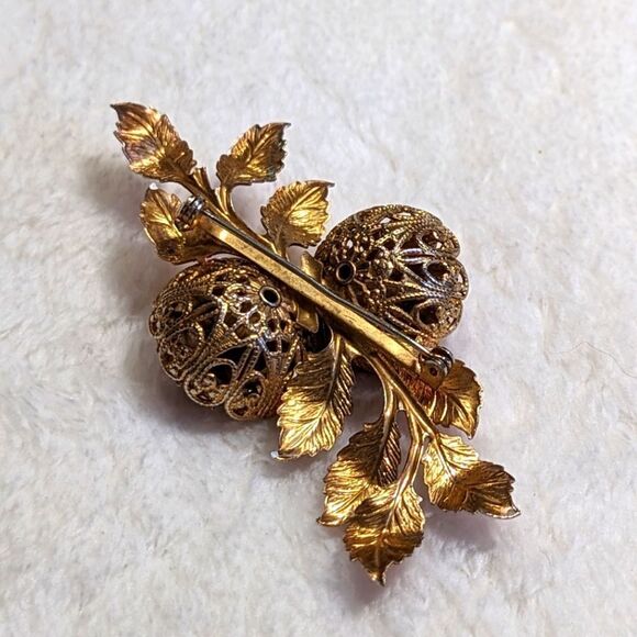 Vintage 50's Pink Dual Flower Rhinestone Brooche with Pink Enameled Leaves - Picture 6 of 8